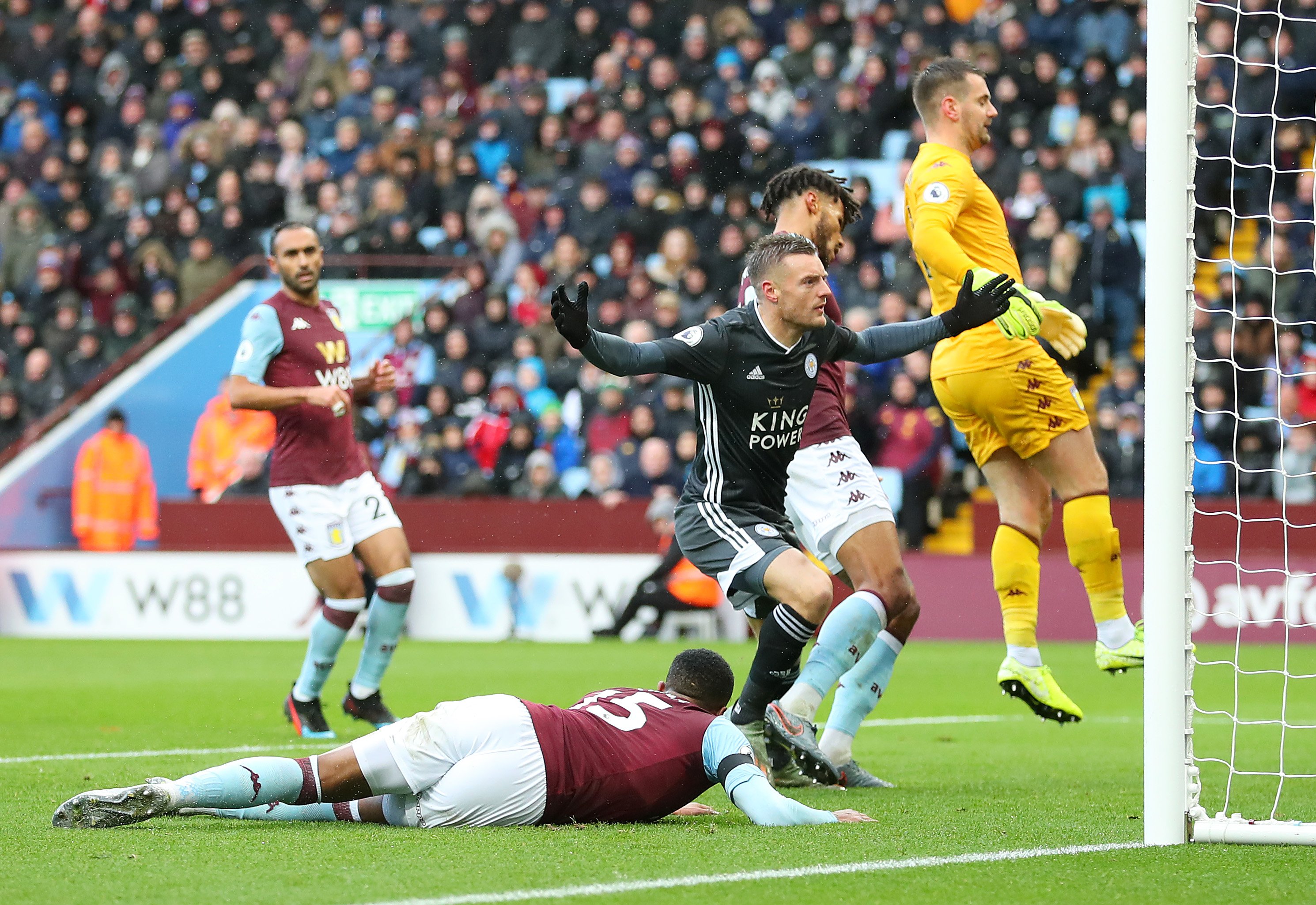 干扰公共秩 干扰公共秩